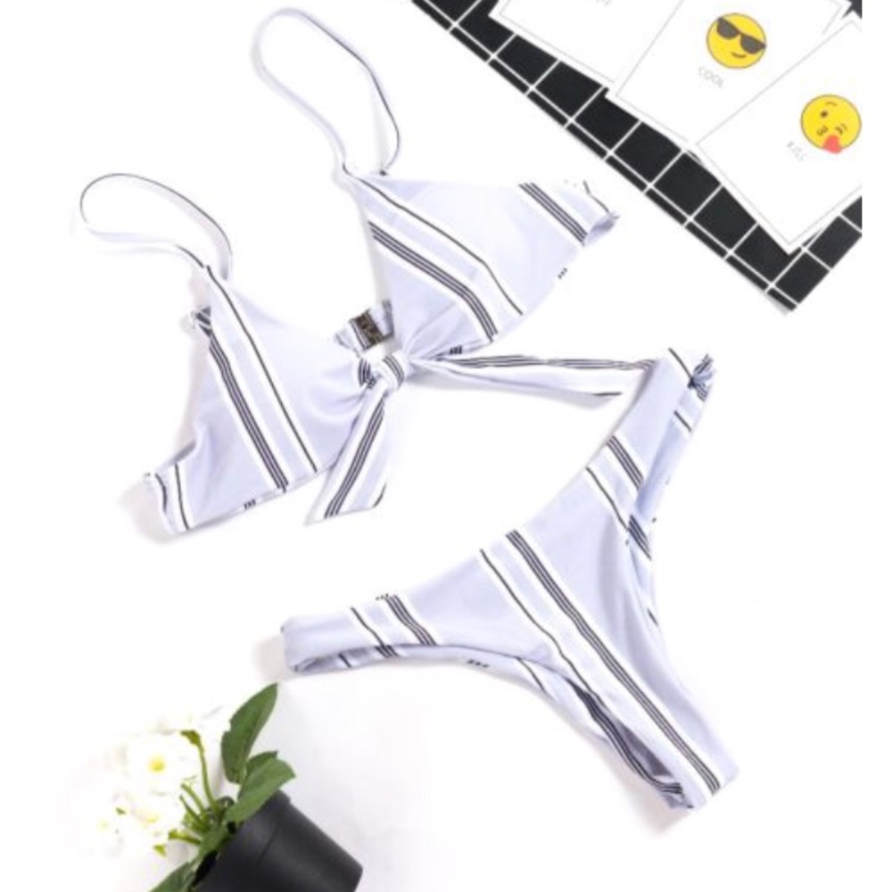 Grey knot bikini